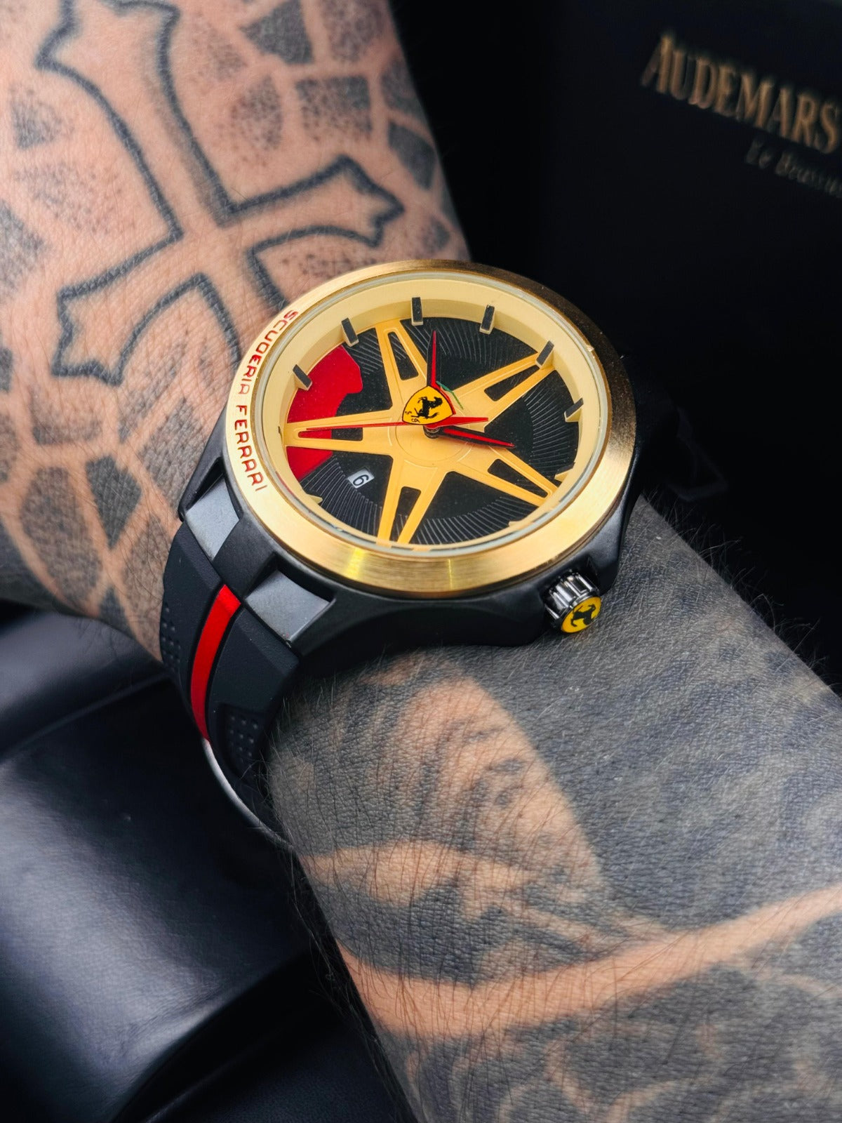 Gray helmet for bikers